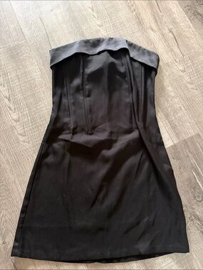 Classic Strapless Black Dress - Sleek Evening Dress